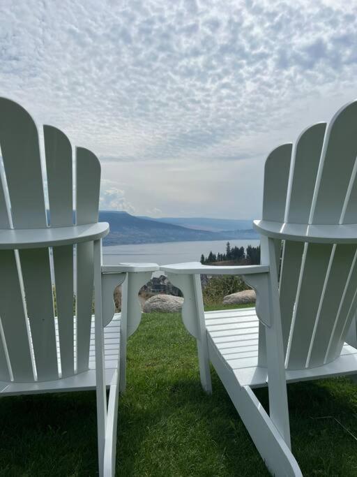Jasmine Cottage Kelowna Exterior photo